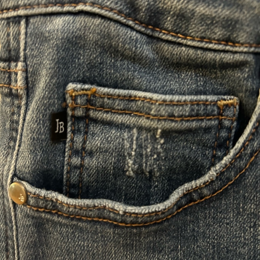Judy Blue Los Angeles Straight Leg Jeans - Picture 5 of 9